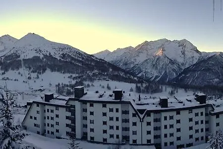 Apart Otel Nevesestriere